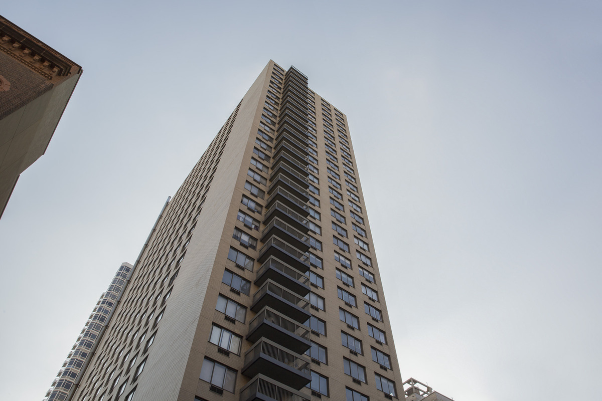 200 East 33rd Street